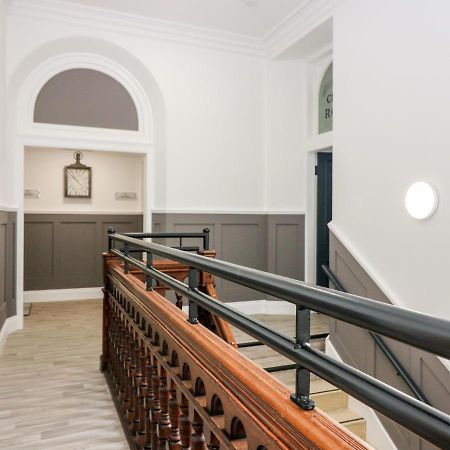 The Marriage Room At The Institute Executive Apartments Keith Exterior foto