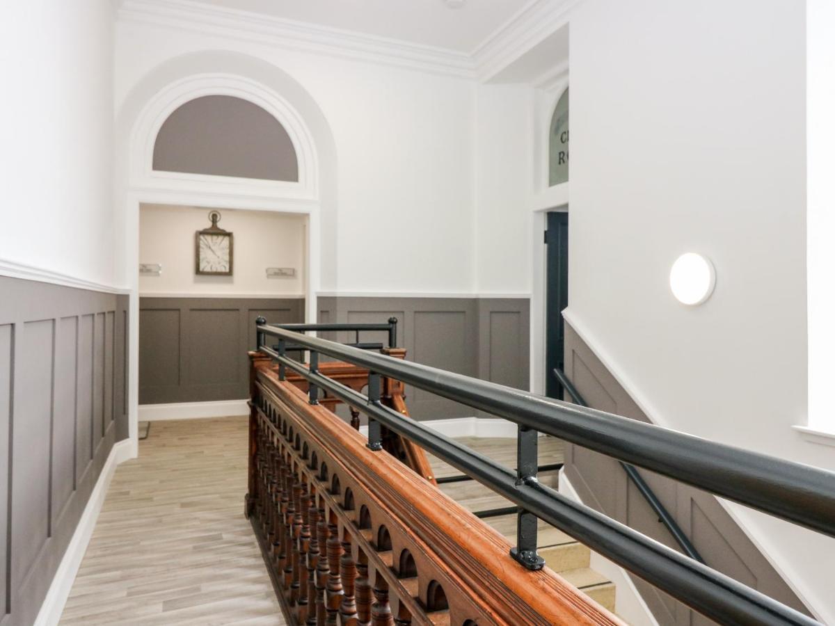 The Marriage Room At The Institute Executive Apartments Keith Exterior foto